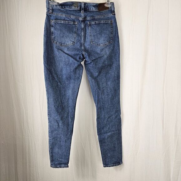 Madewell 9" High Rise Skinny Size 28T Womens Jeans Mid Wash Distressed - Picture 4 of 9